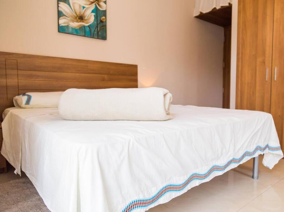 Sea Views Apartment-Wifi-Sleep 5 Marsaskala Buitenkant foto