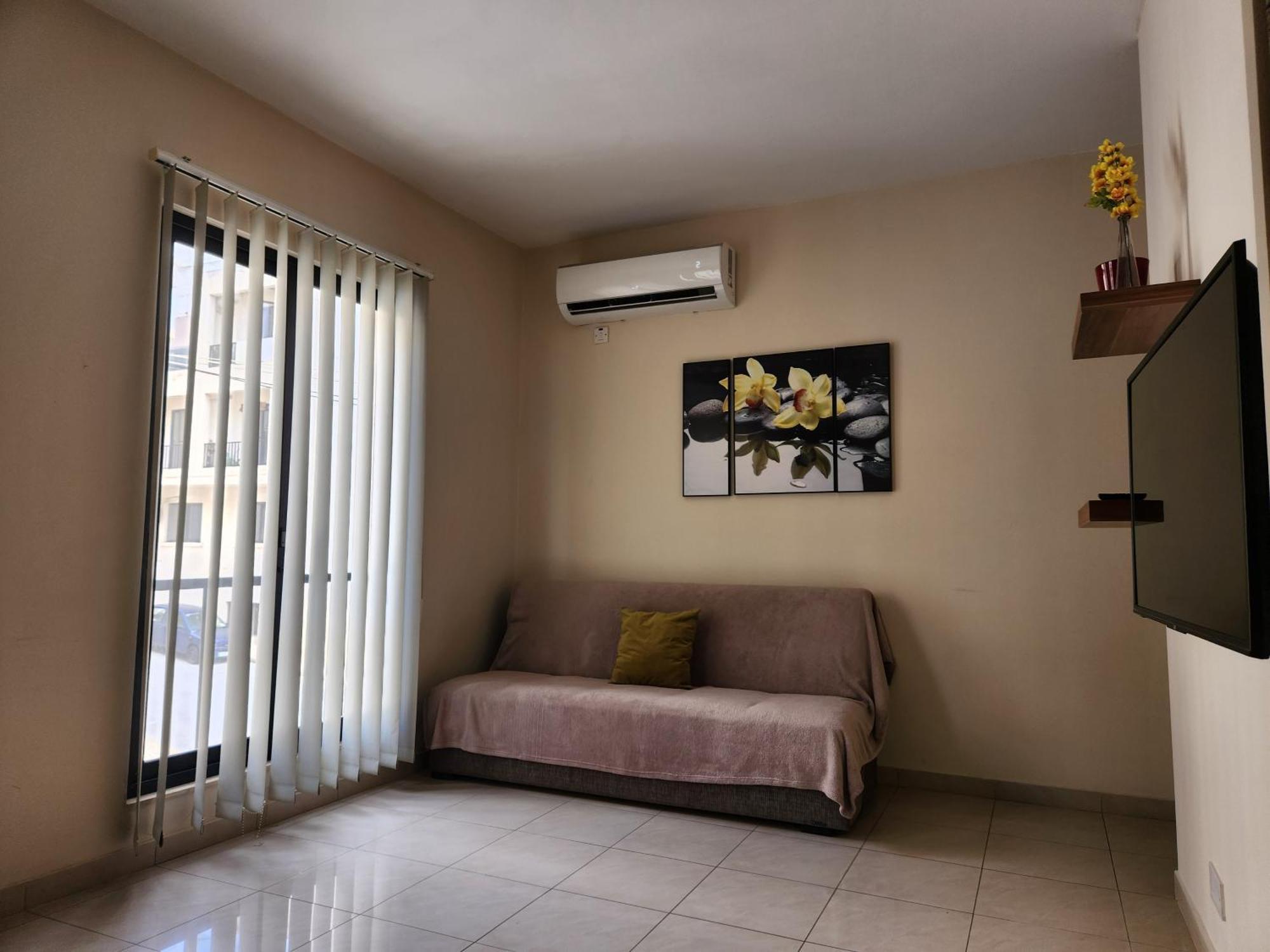 Sea Views Apartment-Wifi-Sleep 5 Marsaskala Buitenkant foto